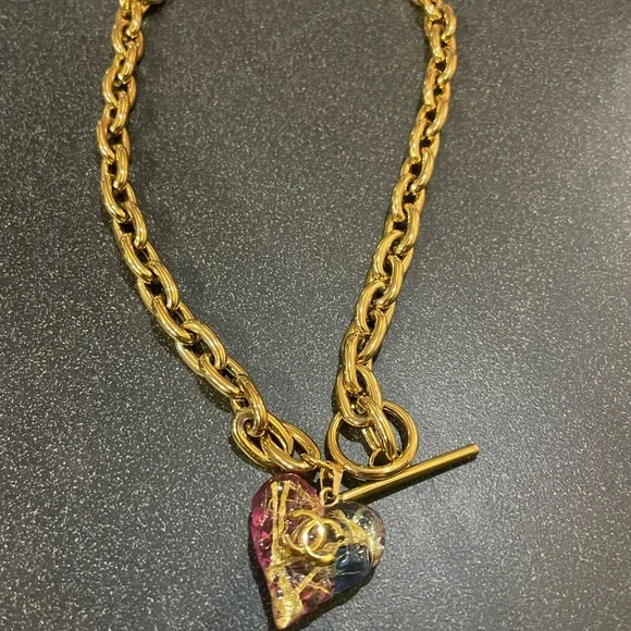 CHANEL Gold and Multicolor Heart Necklace - Picture 4 of 4